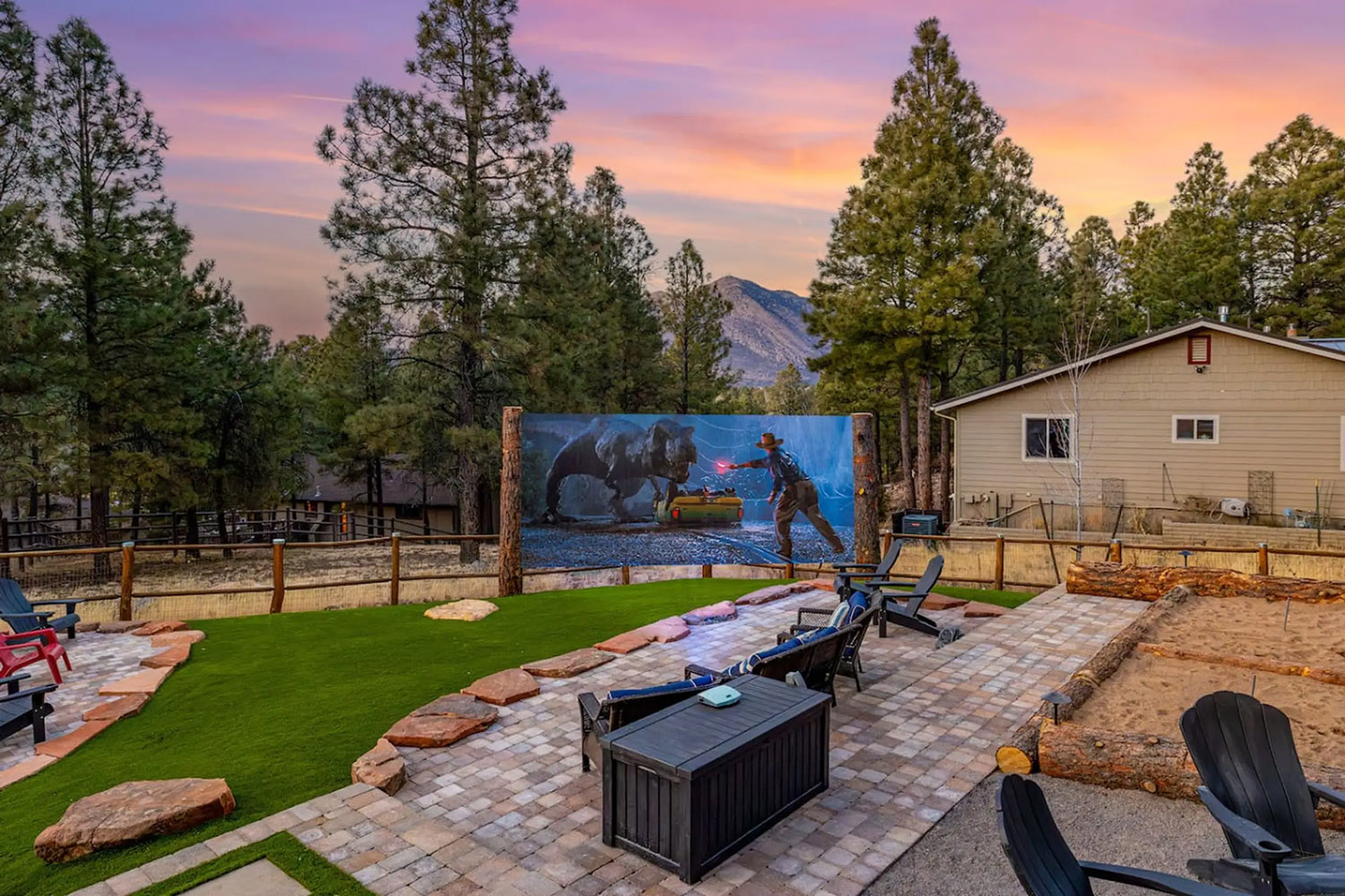 The Big Deck Spacious - Pickleball - Game Room - Vacation Rental in Flagstaff, Arizona